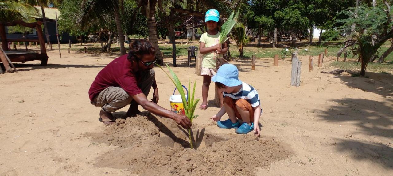 Beach Bungalow Yala Kirinda  Luaran gambar